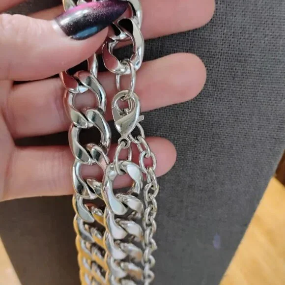 Thick 20 inch chain necklace - Picture 3 of 3